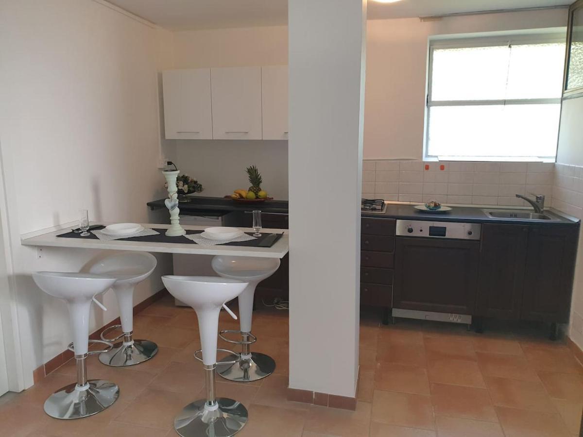 Holiday Apartaments Desenzano del Garda Zewnętrze zdjęcie